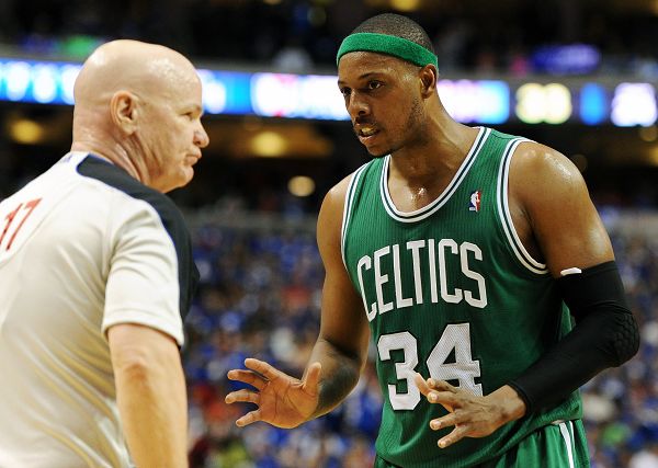 王钰栋三线作战不停歇，中超、U21联赛及国字号密集出战压力巨大（王钰栋连轴转征战三线：中超、U21与国字号赛程密集压力陡增）