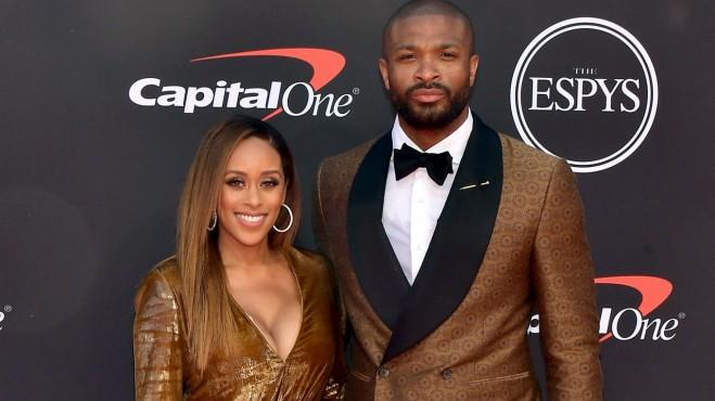 记者：徐彬可能外租葡萄牙，会考虑个人意愿；12月初回国集训（记者称徐彬或租借赴葡萄牙，个人意愿将被尊重，12月初回国参加集训）