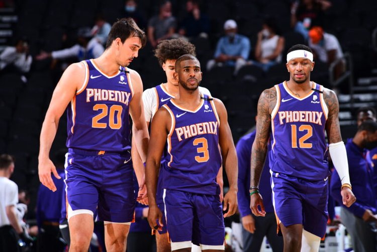 梅西是否比你更强？C罗：我不同意，我不想谦虚（被问梅西是否更强？C罗直言：不同意，我不打算谦虚）